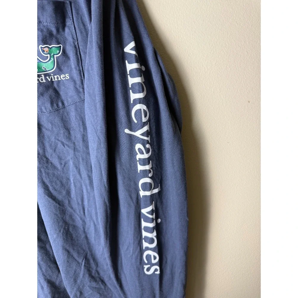Vineyard Vines Whale Graphic Pocket Long Sleeve Tee Shirt Mens M Navy Blue